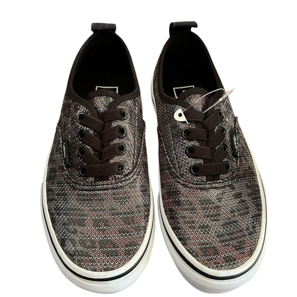 NIB Vans Black,Gray, and pink! With animal print